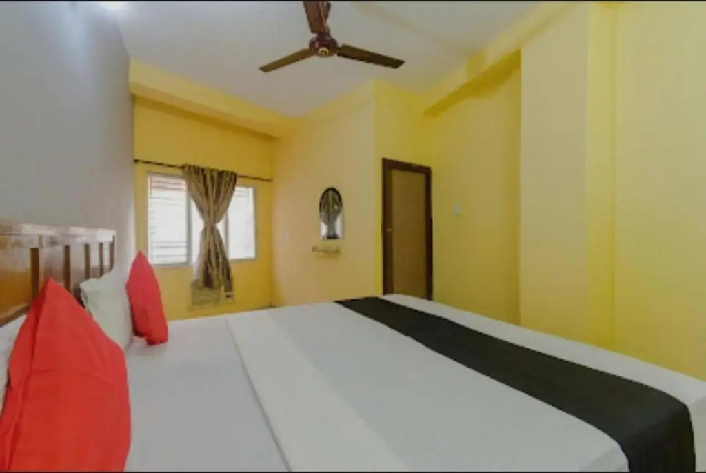 OYO Flagship 70131 Indigo Guest House