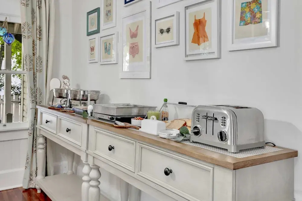 Hibiscus House Bed Breakfast Seashell Room