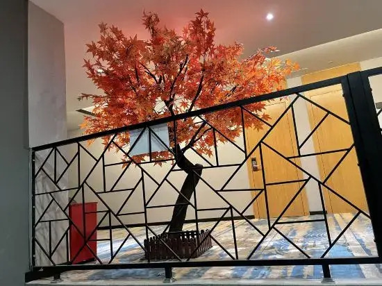 LangFeng Fengyuan Hotel