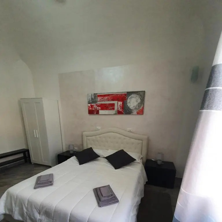 rooms cris