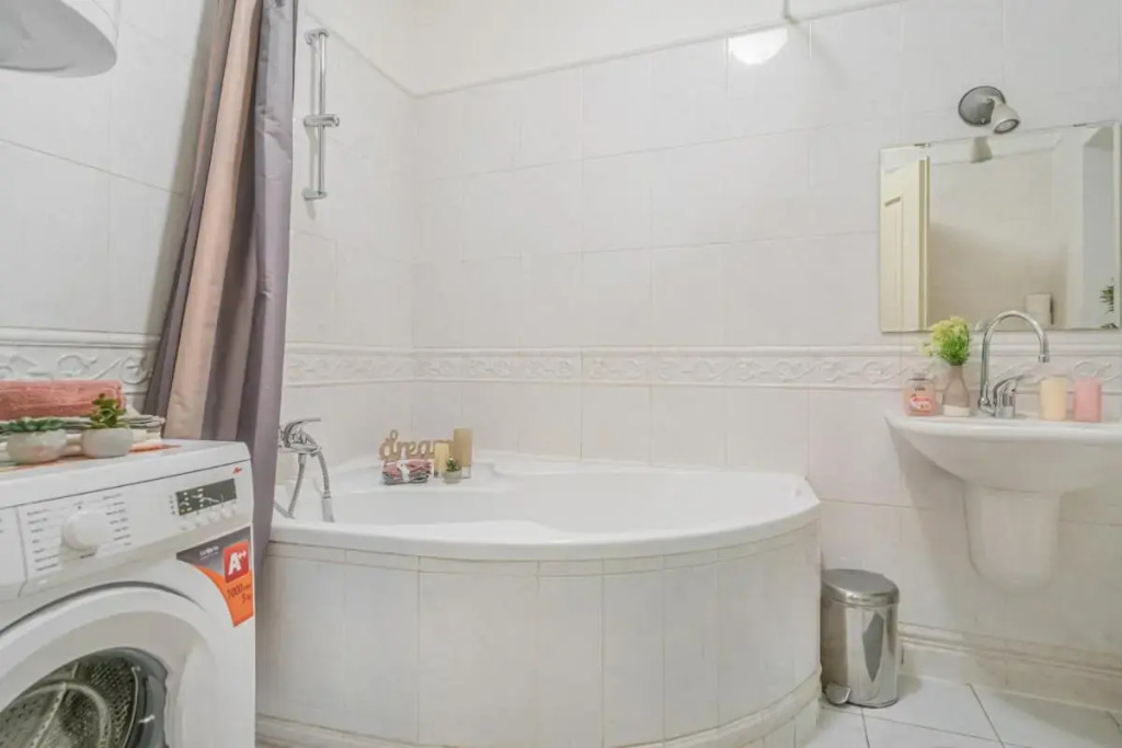 Stylish Studio Close to Prague Castle, WalkScore 99%