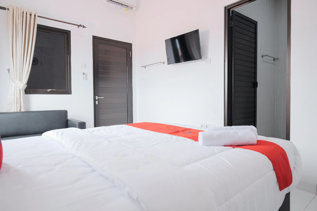 RedDoorz near Kota Tua 2