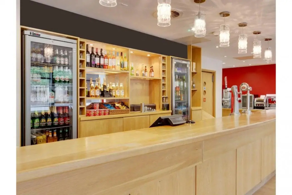 Travelodge Swansea Central