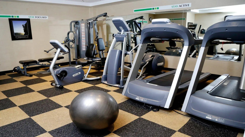 Holiday Inn Plainview-Long Island by IHG