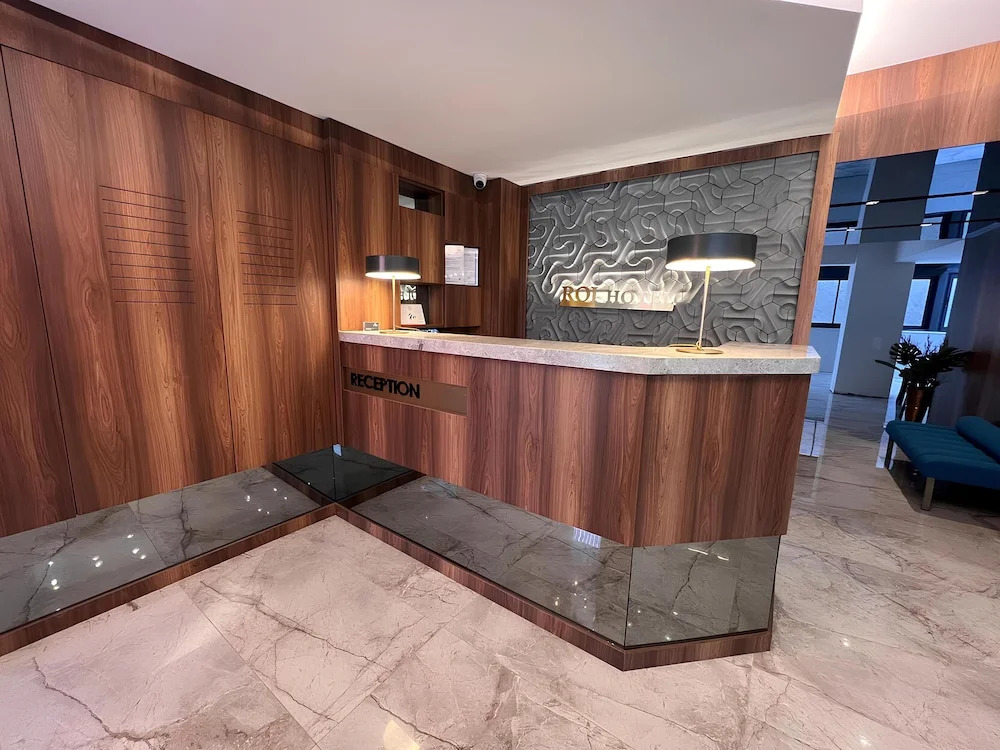ROİ HOTEL İZMiR