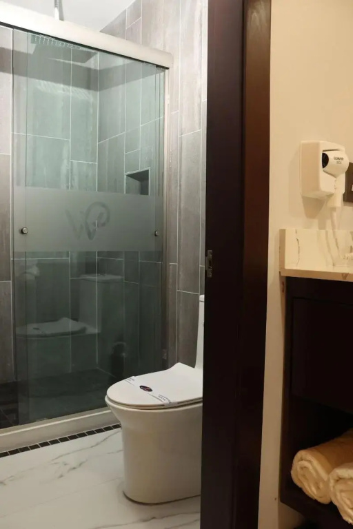 Hotel West Plaza