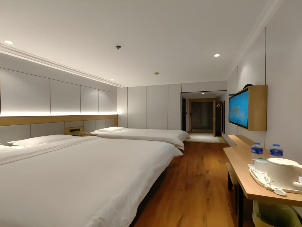 GreenTree Inn Shanghai Hongqiao Hub Convention Center Jinghua Road Shell Hotel