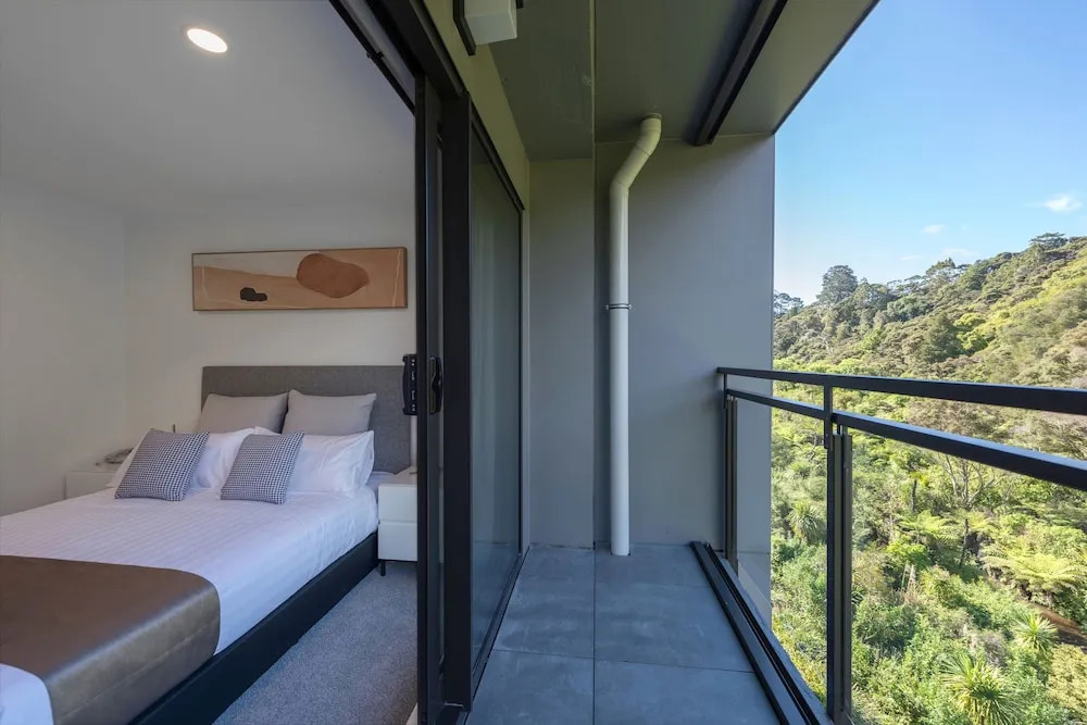 Sunrise Garden Suites
