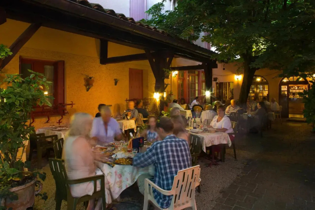 Hôtel Le Commerce