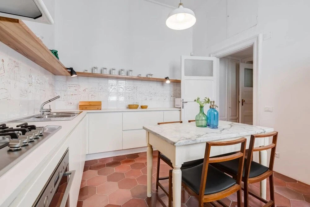 Bright 3 bed Flat 9 min From Piazza di Spagna