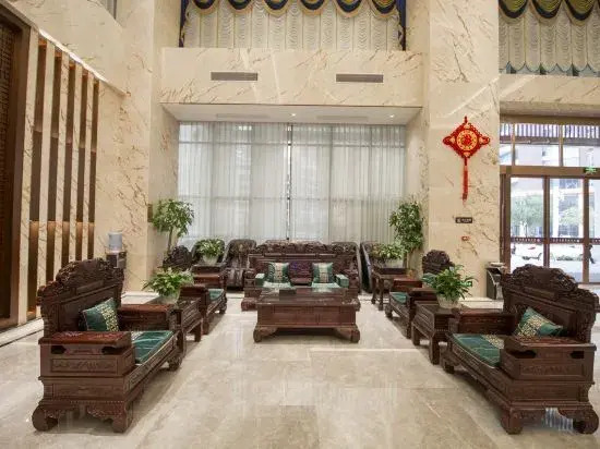 Vienna International Hotel (Hechi Tonggu)