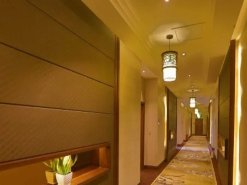 Linghang International Hotel