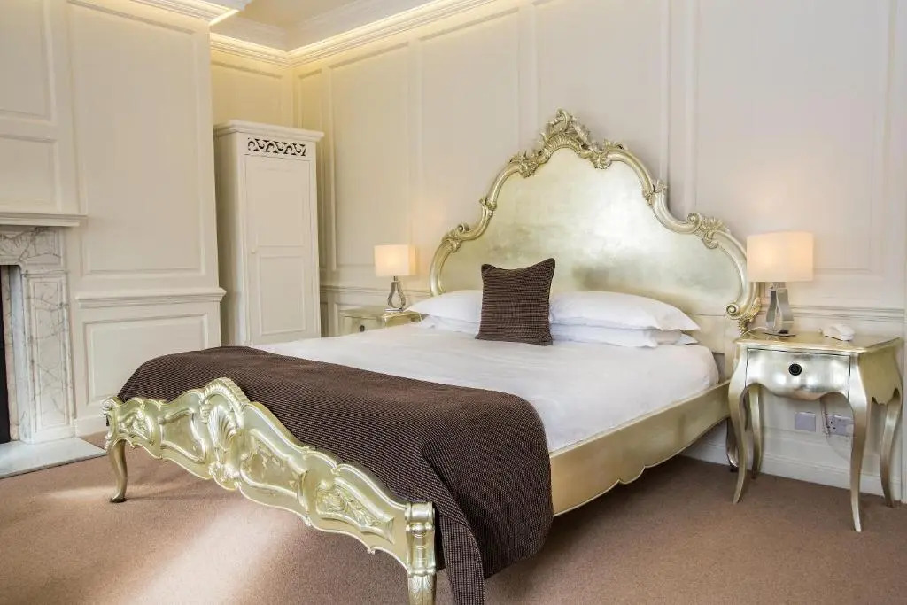 The Bell Inn Hotel