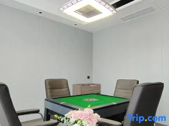 HEBE Zhenyue Hotel (Jixing Financial Plaza)