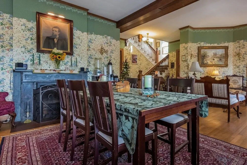 Kingsley House Bed & Breakfast - Full Home