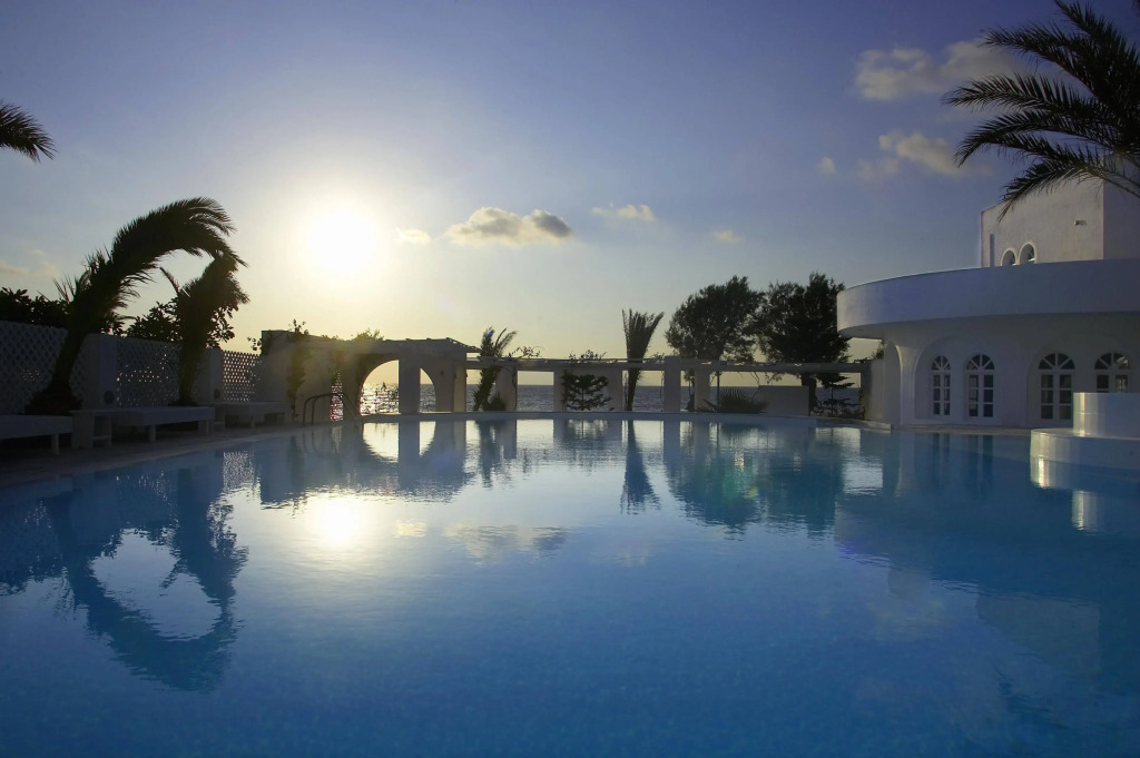 Thalassa Seaside Resort & Suites
