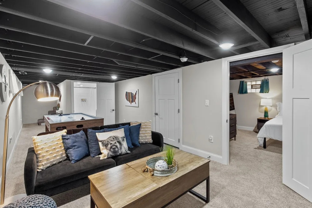 Blue Door Bungalow | JZ Vacation Rentals