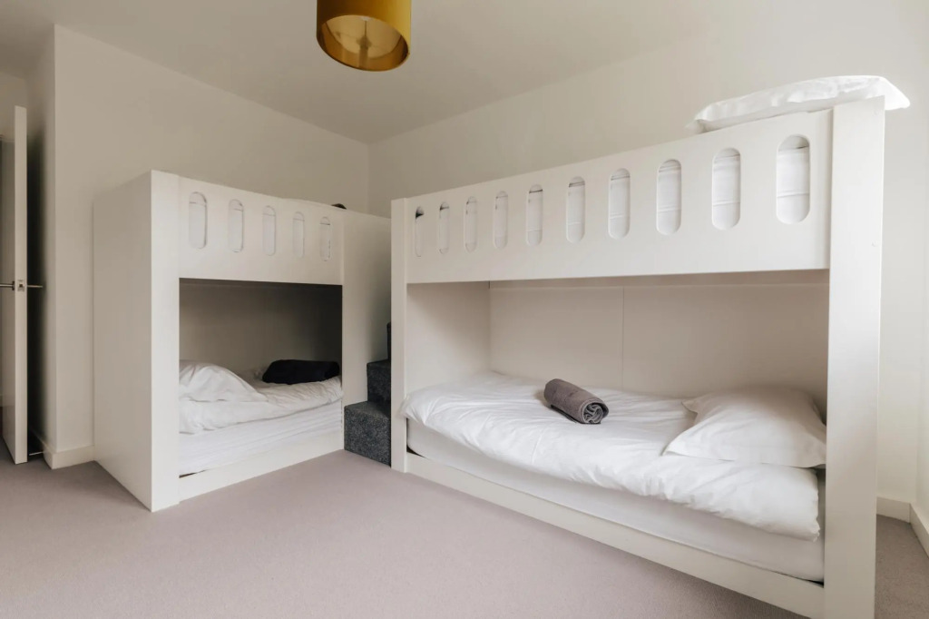 CH Apt 11 2bed in Bath