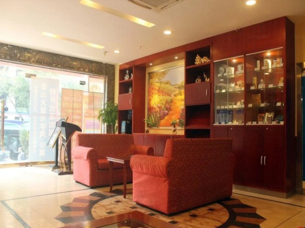 Hanting Express Chongqing Qixinggang