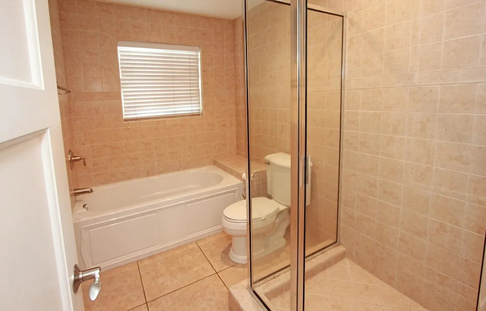 E Ocean Front A (68131) - 2 Br townhouse by RedAwning