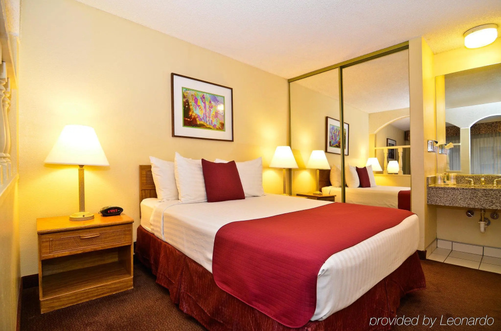 Mardi Gras Hotel & Casino