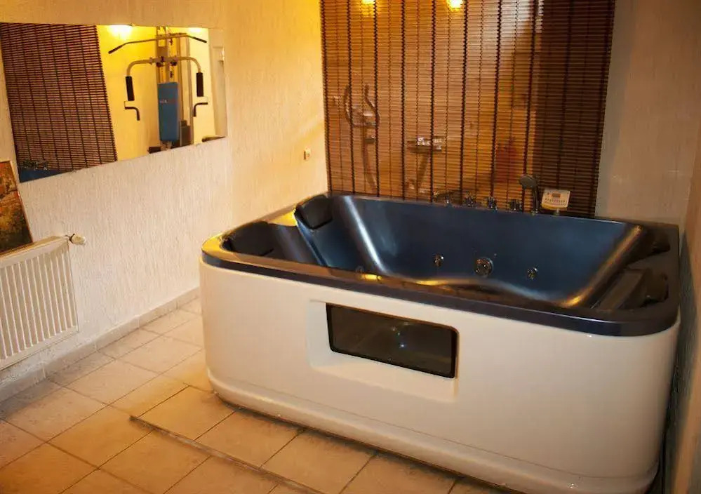 Korina Sky Hotel