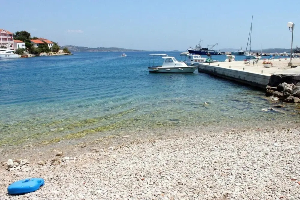 Dari - 70m From Sea - A1
