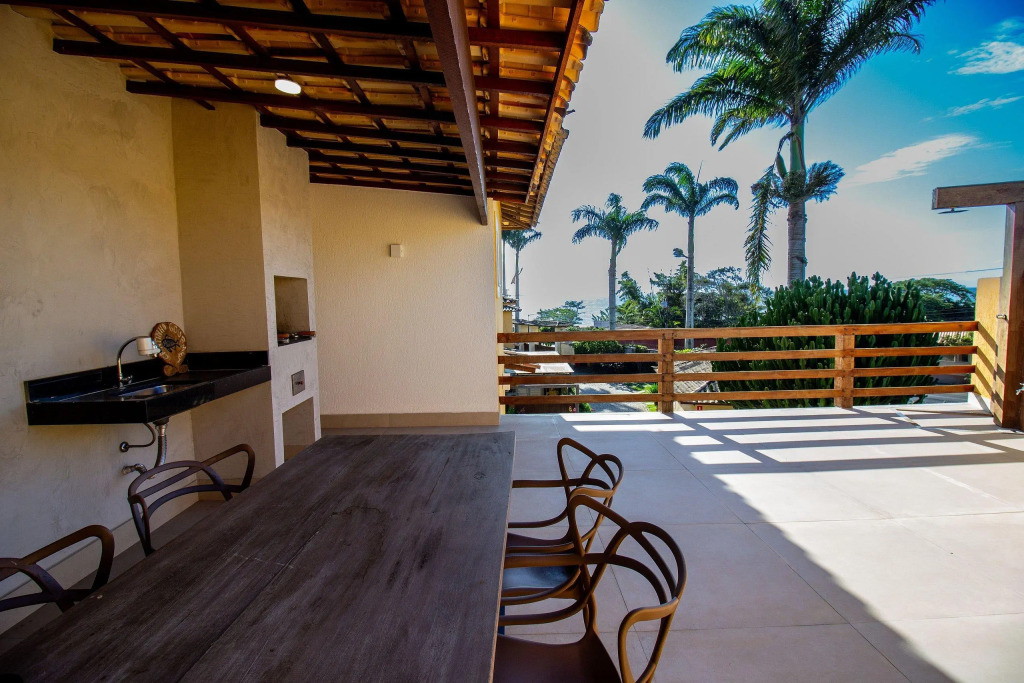 Linda Casa C/piscina A Beira Mar Aja017