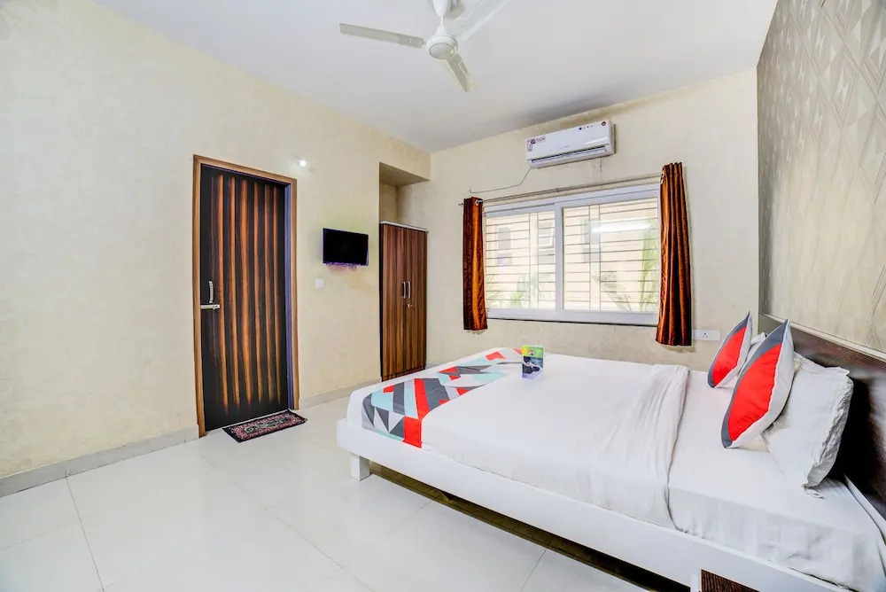 OYO 10226 Hotel 7 Sandz