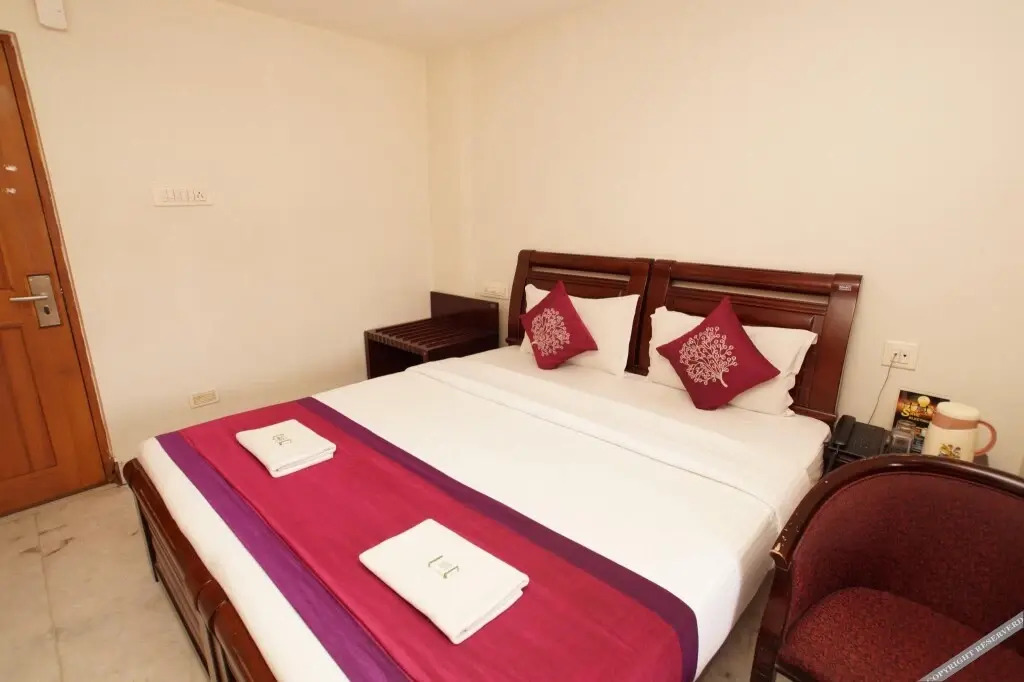 Lloyds Guest House, North Boag Road, T. Nagar