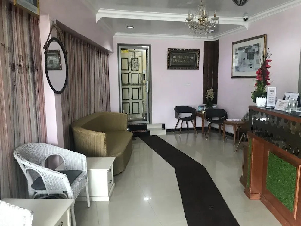 OYO 897799 Jembal Dynasty Inn