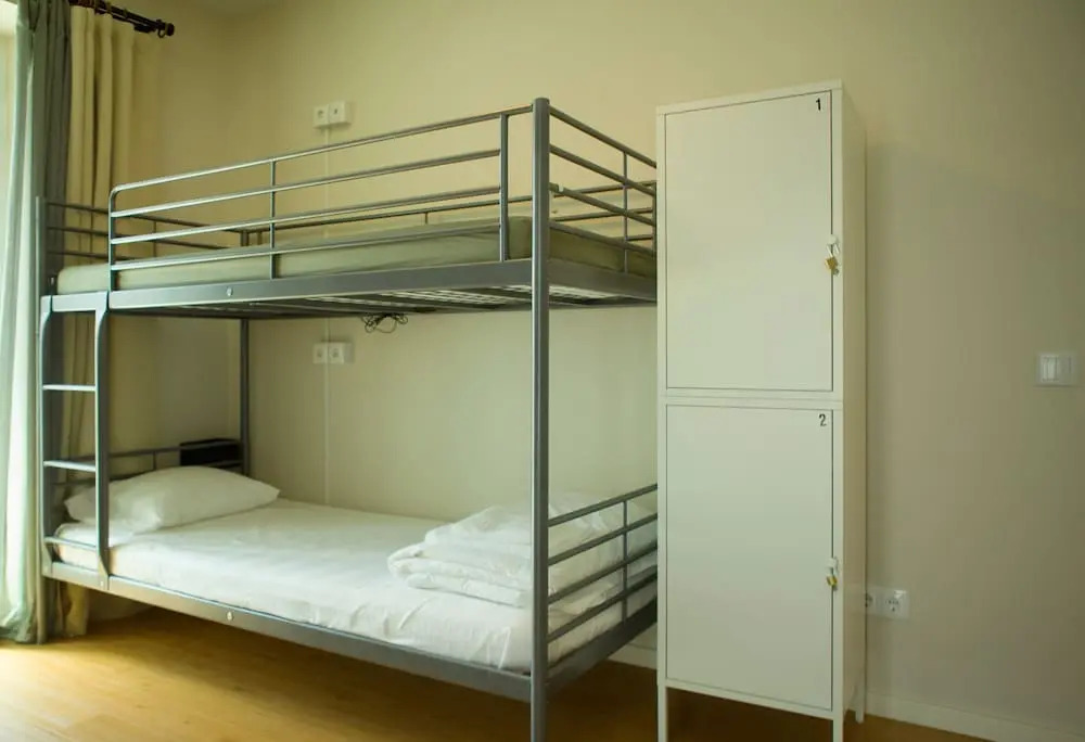 THE HOLY COW - Hostel & Suites