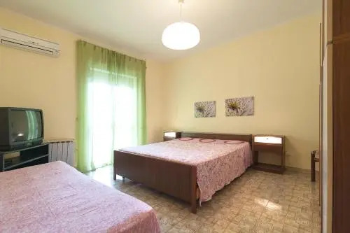 Gallipoli, lido san Giovanni, 5 posti letto