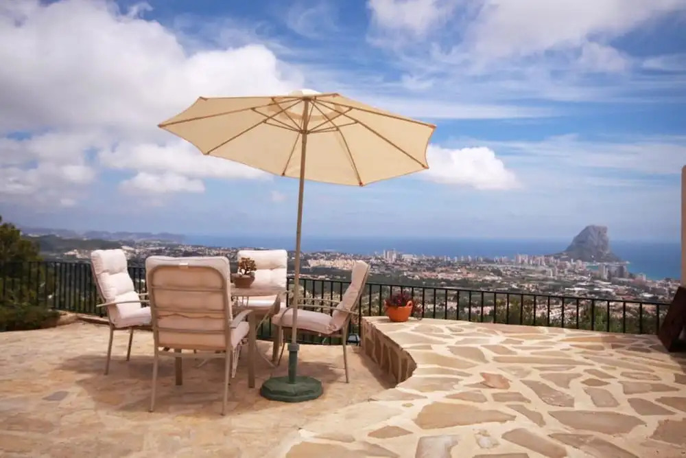 Villa - 3 Bedrooms with Pool, WiFi and Sea views - 106384