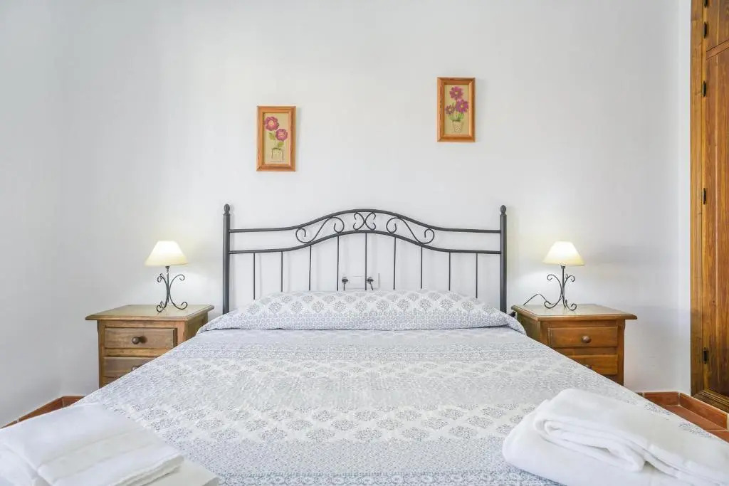 Casa Villanueva 2 - Sólo Familias