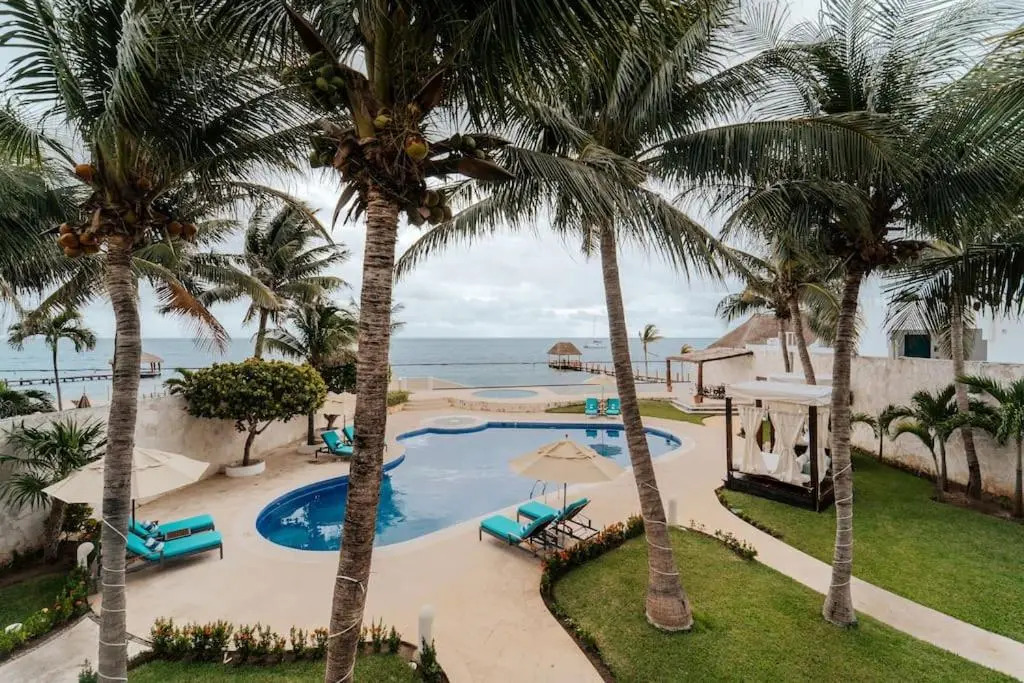 Villa Corona 6 BR Luxury Mansion