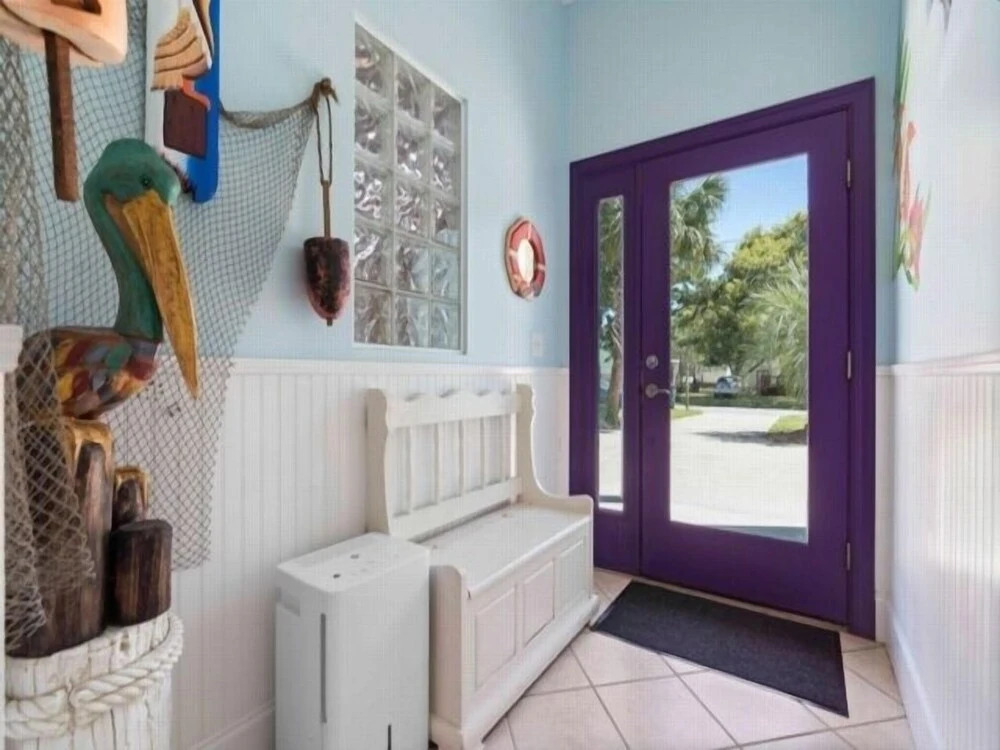 After Dune Delight - Relax And Unwind In This Fun And Spacious 3 Story Home. Light, Bright, And Close To Everything! 4 Bedroom Townhouse by RedAwning