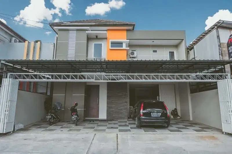 RedDoorz near Ambarukmo Yogyakarta 2