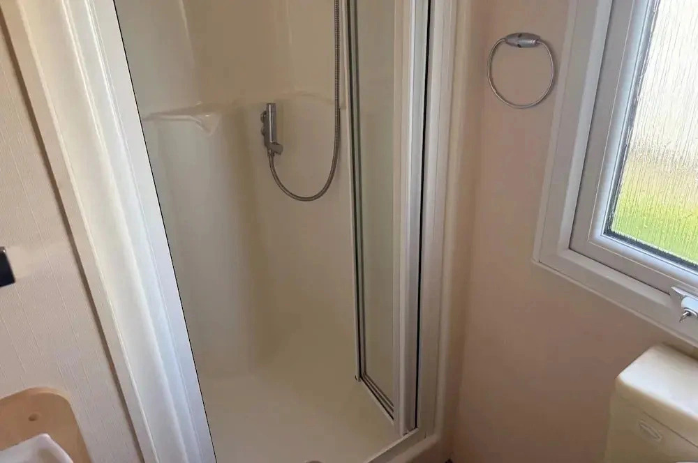 2 Bedroom Caravan Sleeps 6 -free Parking -Tv -wifi