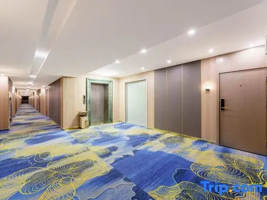 Yulong Xicheng Hotel Urumqi (Xinjiang Autonomous Region Museum Hongshan Park Branch)