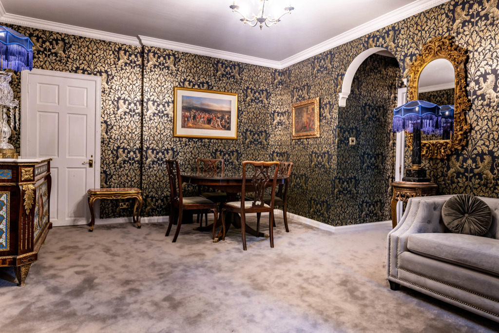 Melville Castle Hotel