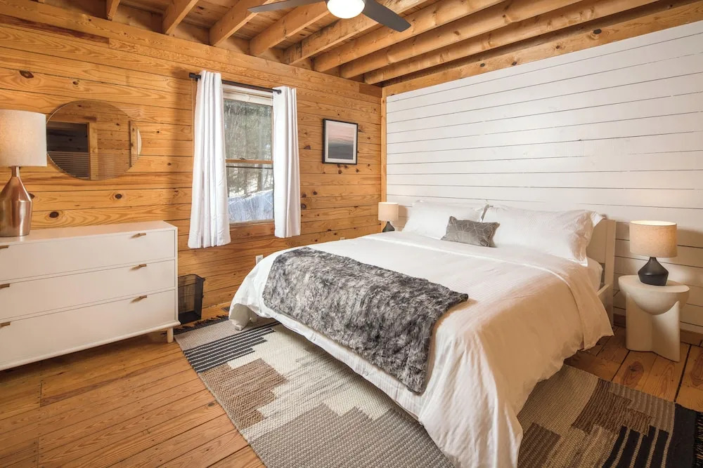 Red Feather Cabins 101