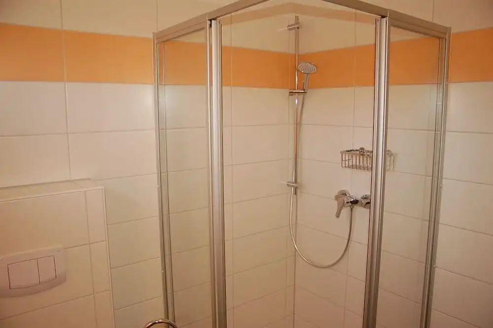 Behagliches Ferienhaus Zaunkönig -mit Kamin und Sauna- Blick über das romantische Bodetal