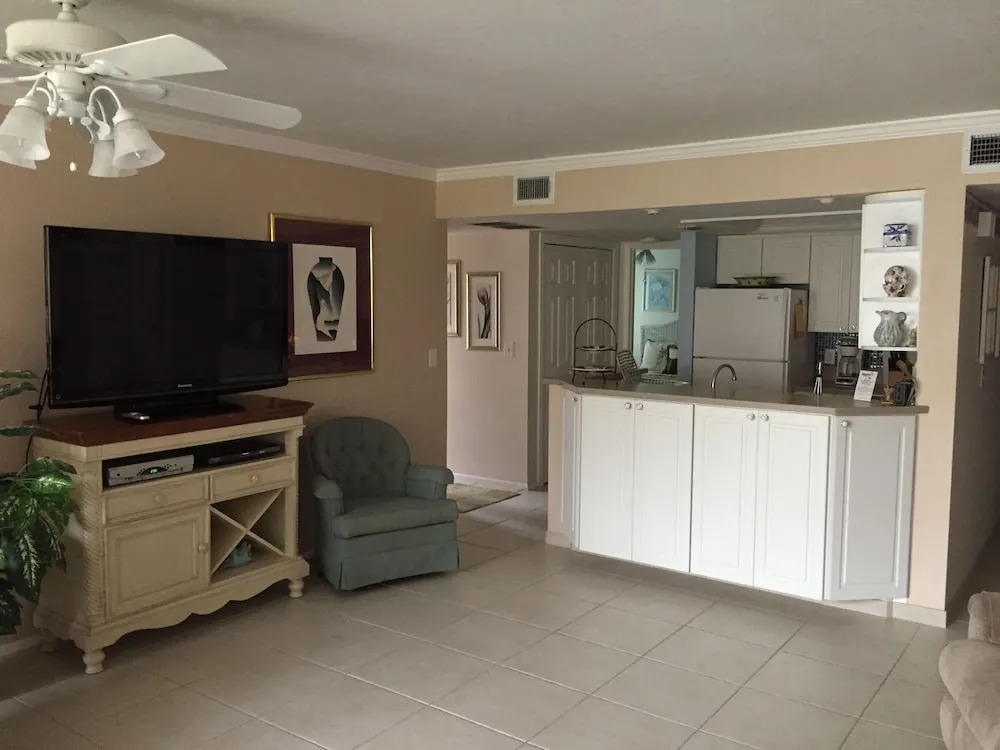 Midnight Cove Ii 714f - Beautiful Bayside Rental! 2 Bedroom Condo