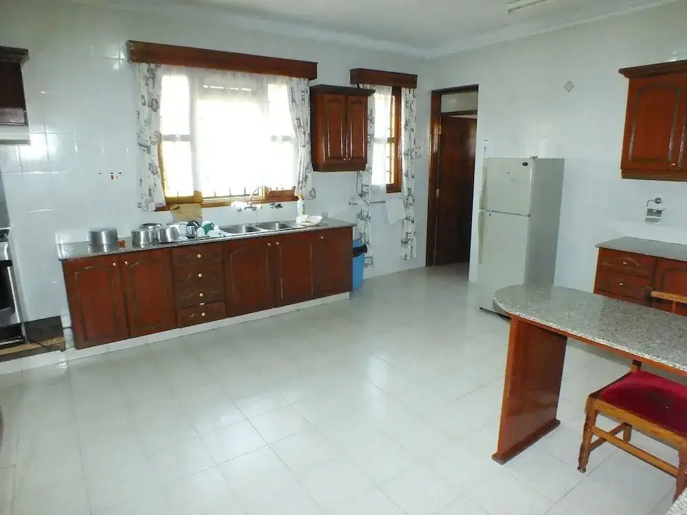 Family Nest Guest House