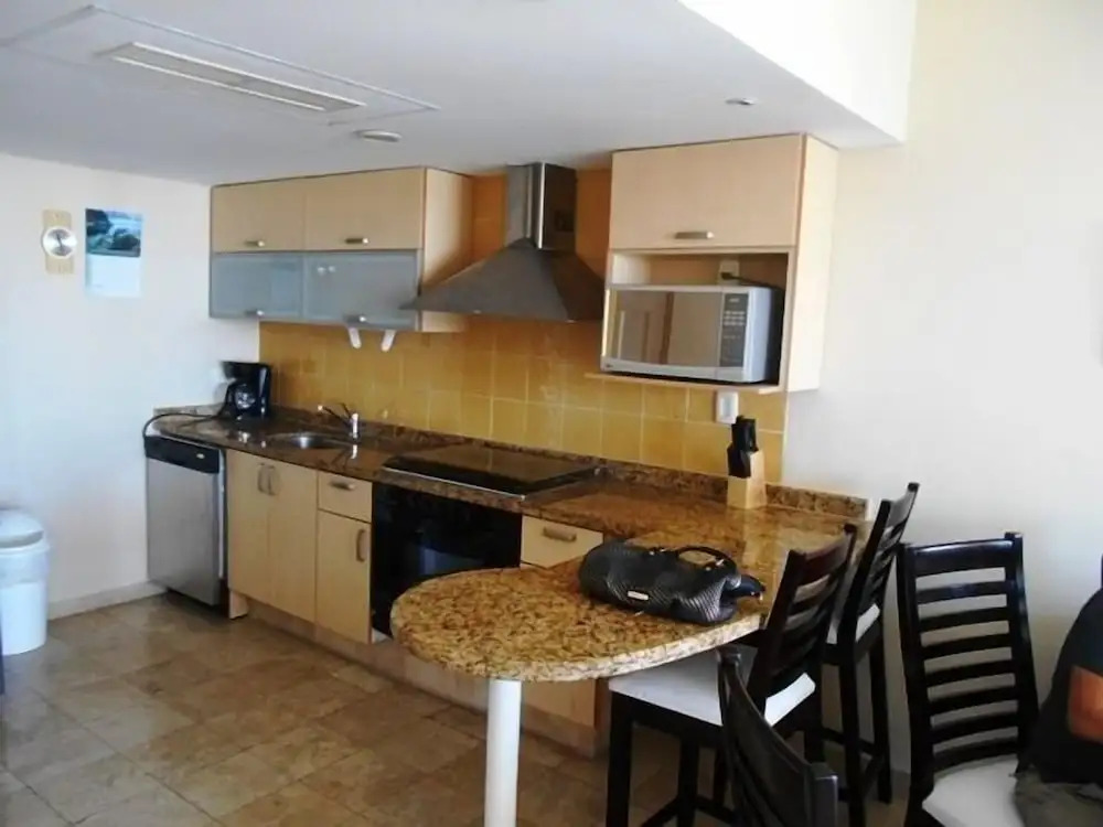 Condo Portofino Carbajal