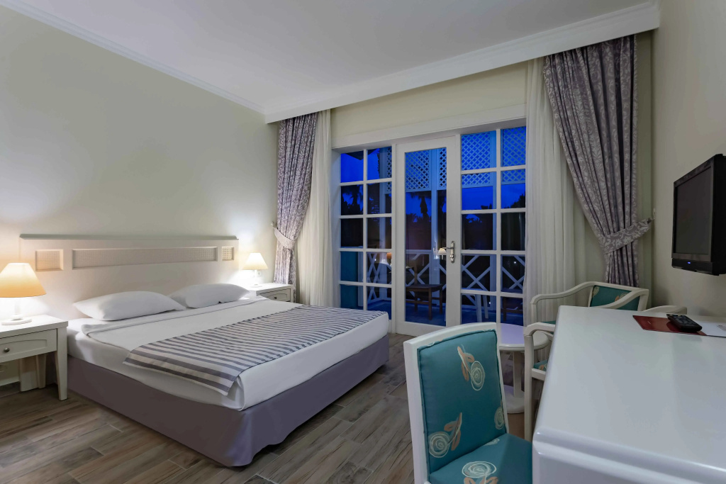 Asteria Family Resort Side (Ex. Euphoria Palm Beach)