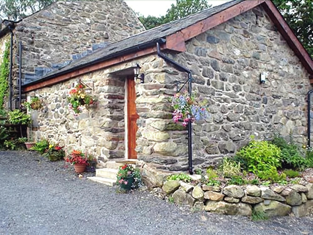 Maes Coch Cottage