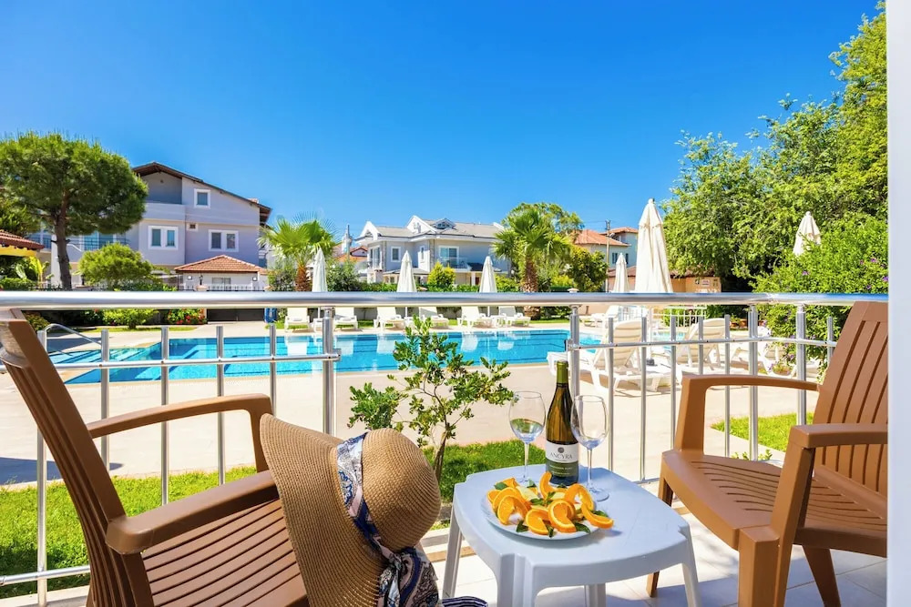 Safak Oasis Hotel