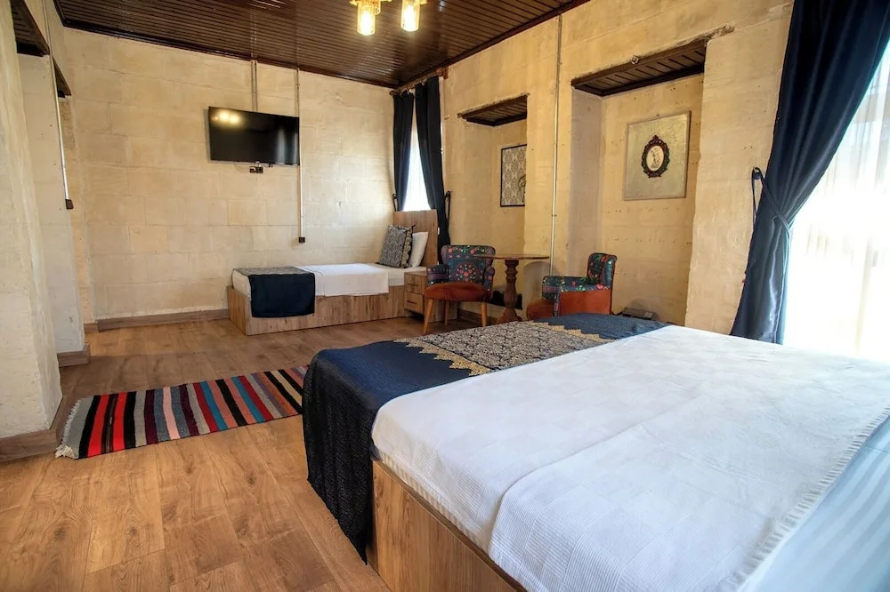 Levissi boutique hotel